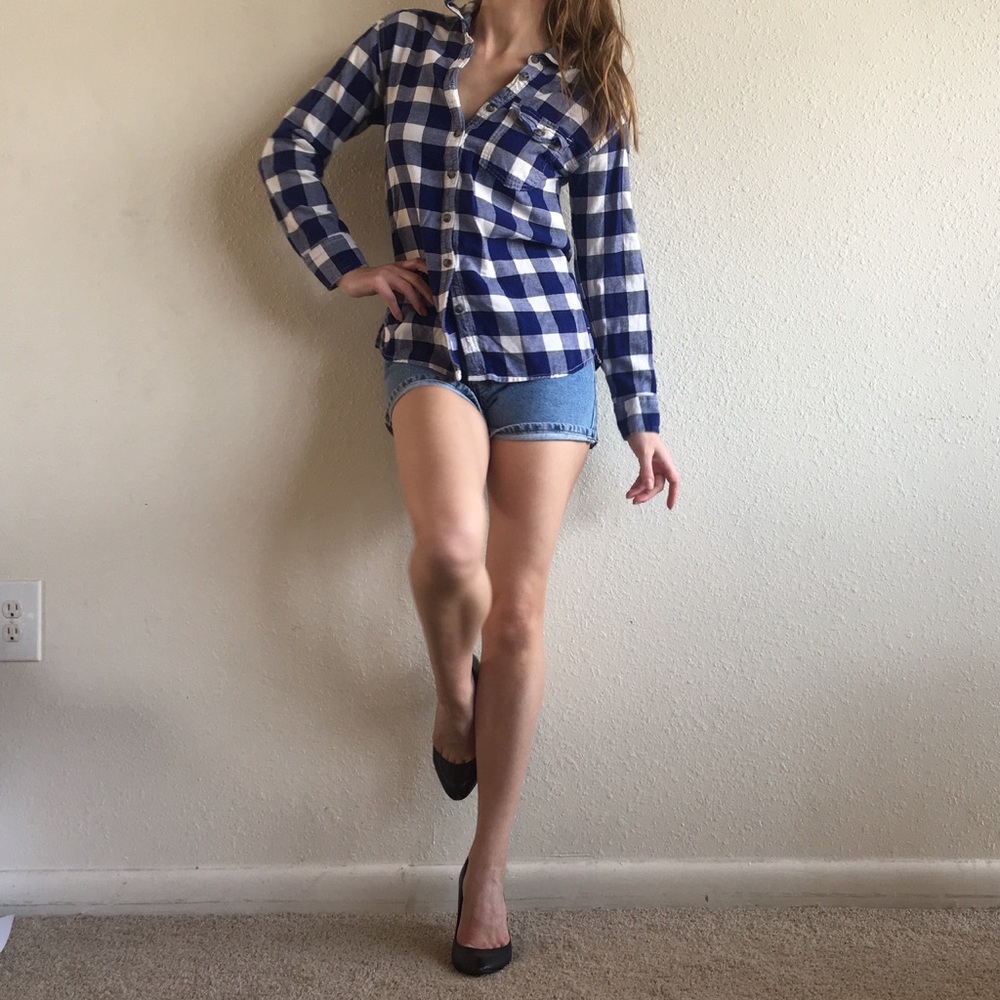 Aerie Plaid Black and Blue Button-up